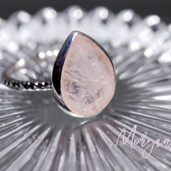 New『Morganite』の世界でひとつの天然石リングsilver925 + ロジウムコーティング 3枚目の画像