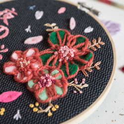 【立體刺繡】夜櫻主題小花　手作刺繡框 第5張的照片