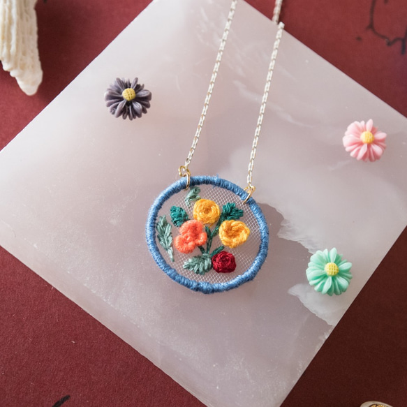 【Embroidery Accessories】3D Flower Pendant Necklace 3枚目の画像