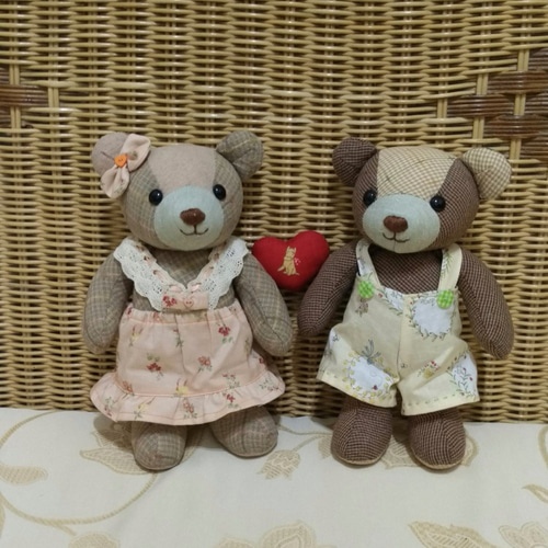 テディベア◆ハンドメイドパッチワーク◆ポシェット付 テディベア◇ハンドメイドパッチワーク◇ポシェット付 ꕤ