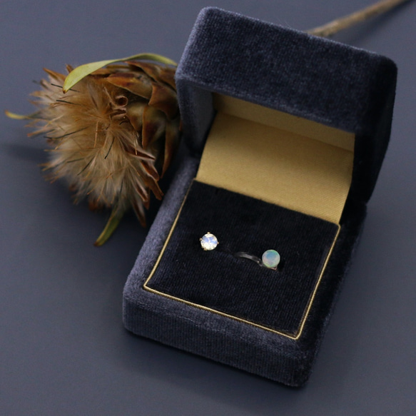 聖誕限量禮盒：狐狸和淡水珍珠、月光石耳環 * 耳環兼容 第5張的照片