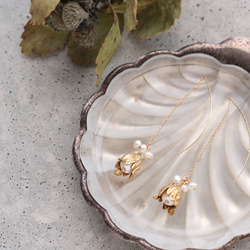 美國黃銅花和淡水珍珠耳環*耳環* 第3張的照片
