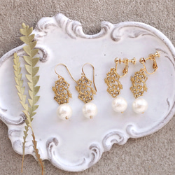 新藝術風格耳環配黃銅花和棉珍珠（用於耳環）* 包金 第4張的照片