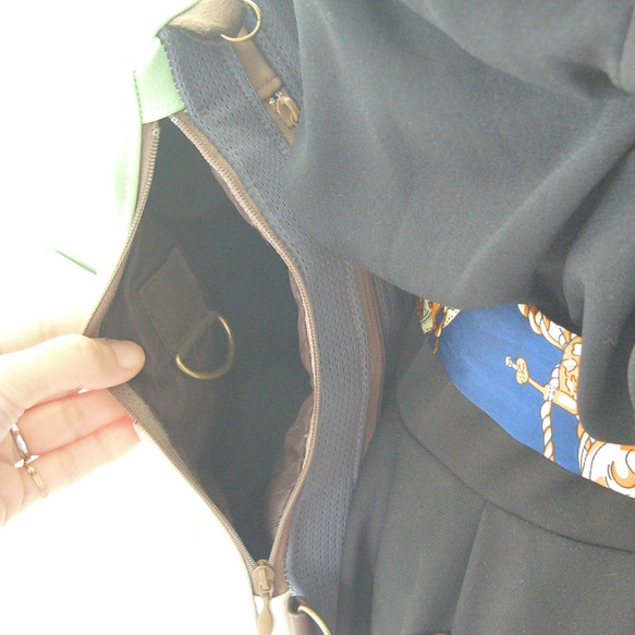 [服裝圖片]超輕約350g金箔（Kinran）3WAY背包Hanazakari淺粉色金箔幼葉色 第5張的照片
