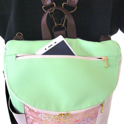 [服裝圖片]超輕約350g金箔（Kinran）3WAY背包Hanazakari淺粉色金箔幼葉色 第8張的照片