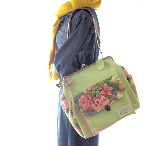3WAYBIG茄子背包☆右拉鍊和後袋，帶有年輕的幼苗色和粉色百合 第7張的照片