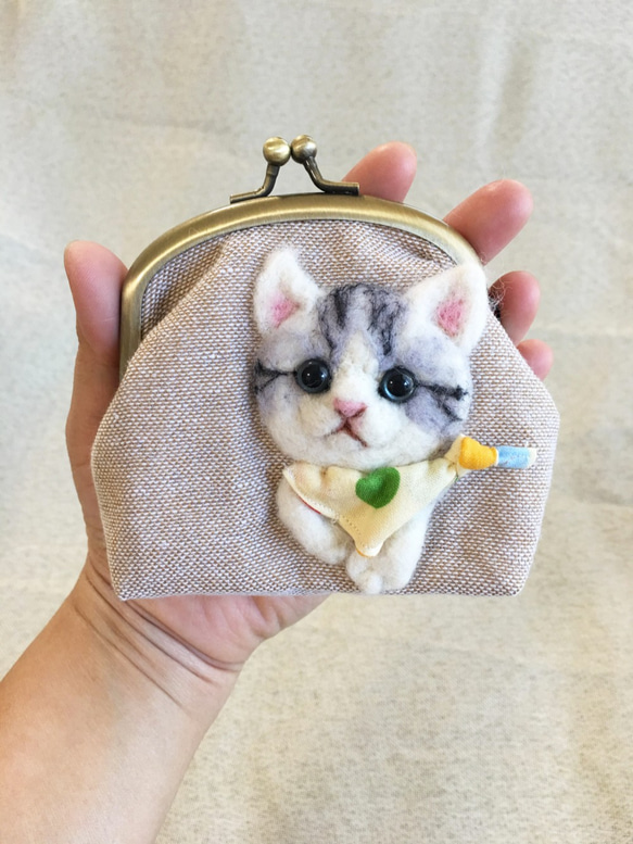 子猫 ブリティッシュショートヘア　がま口財布 1枚目の画像