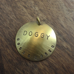黃銅 30mm膨面寵物名牌 輕薄版 - 狗牌 貓牌 吊飾 行李吊牌 手工製作 第1張的照片