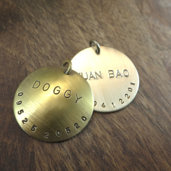 黃銅 30mm膨面寵物名牌 輕薄版 - 狗牌 貓牌 吊飾 行李吊牌 手工製作 第2張的照片