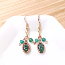 Elegant gemstone drop earrings｜Emerald Green Onyx 1枚目の画像