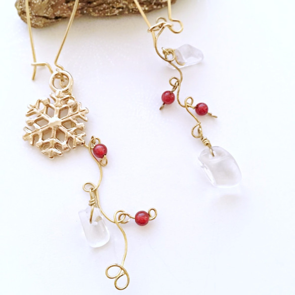 Romantic golden Xmas long drop earring｜Gemstone｜Crystal｜Onyx 4枚目の画像