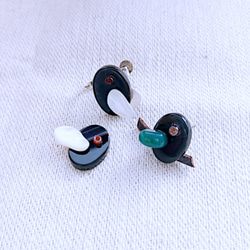 Handmade Summer Bird Stud Earrings x SWISS MADE 3枚目の画像