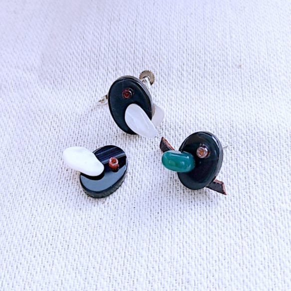 Unique Flying Bird Gemstone Clip-on Earrings x SWISS MADE 4枚目の画像