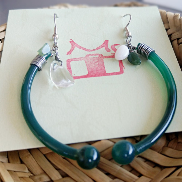 Limited SWISS handmade artistic gemstone long earrings 3枚目の画像