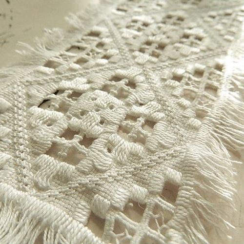 アンティークノルウェー ハーダンガーレース刺繍プチコースター 八角形