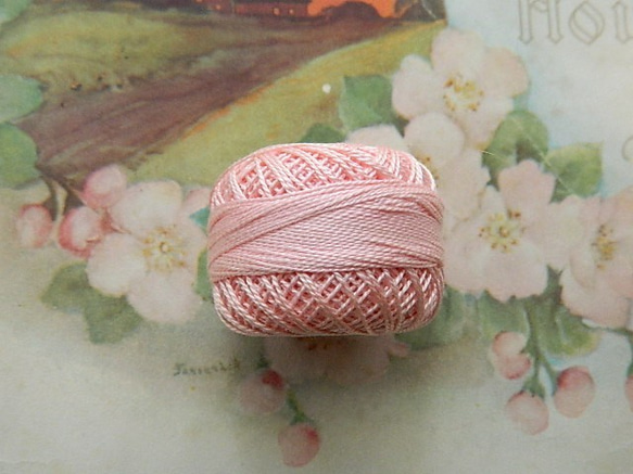 ＊イギリス製ピンクのパールコットン糸巻き　1個 4枚目の画像