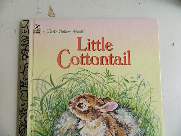 *Little Cottontail　絵本 1988年出版 3枚目の画像