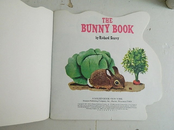 *リチャード・スキャリーのTHE BUNNY BOOK　絵本 1987年出版 3枚目の画像