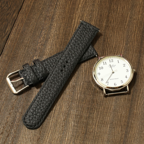 レオン様への個別出品となります LEON（レオン）｜特典つき定期購読 - 雑誌のFujisan