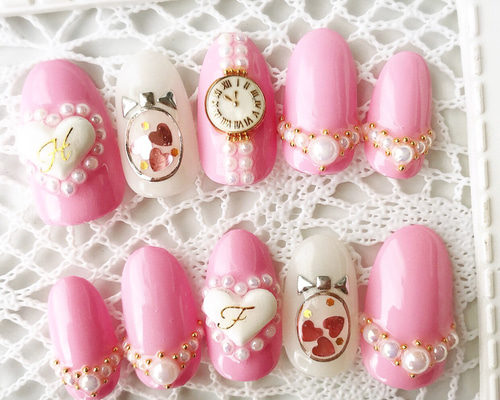 ♡ ネイルチップ ハンドメイド ♡ 推しネイルチップをメインに制作しております 【fhy_nails】と
