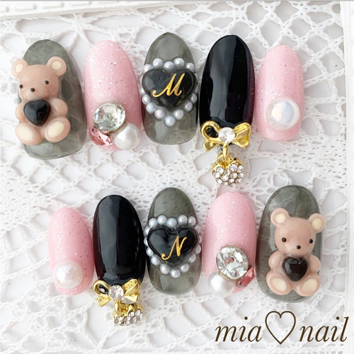 ゆめかわいい〜ブラックカラーのクマさん3dネイル ネイルチップ（つけ