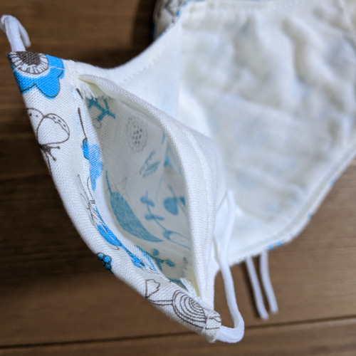 鼻に縫い目なし】サマーフラワー柄フィルターポケット付き立体マスク