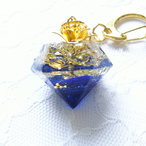 幸運・守護】ラピスラズリのオルゴナイトのお守りキーホルダー その他