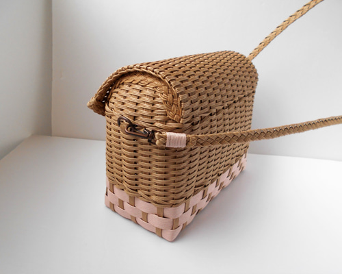 クラフトバンド　バッグ　　　ハンドメイド　ショルダー ショルダーバッグ かごバッグ クラフトバンド 紙バンド かご