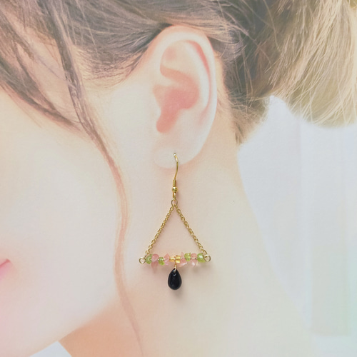 ペリドット・チェリークォーツの三角ピアス・イヤリング/花畑 *8