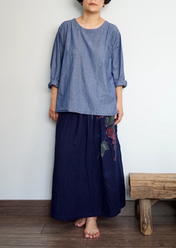 手書きのダブルコットン糸スカート（青い染料） 2枚目の画像