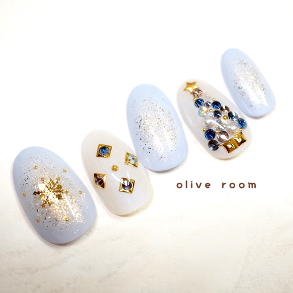 雪舞うクリスマスネイル＊クリスマスツリー＊グリーン＊雪の結晶＊大人  