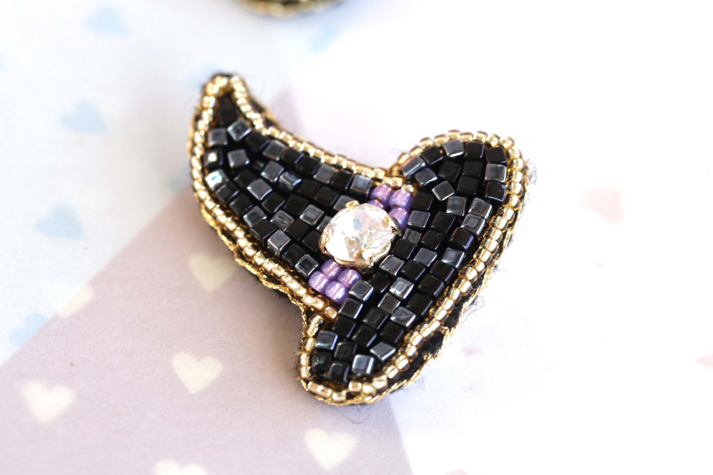 ビーズ刺繍 ブローチ 【 クリームソーダ 】 ブローチ Bouquet de