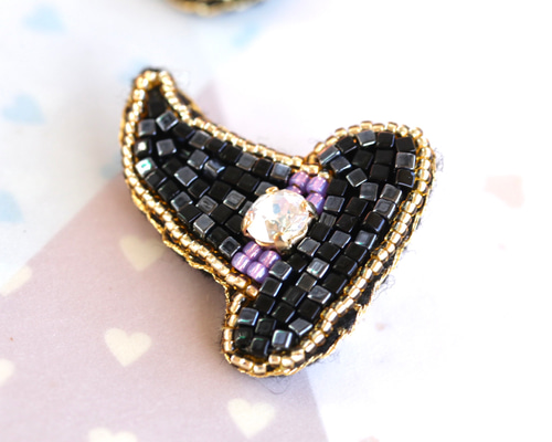 イルカメ 魔女ハット クリームソーダ ビーズ 刺繍ブローチ イルカメ 魔女ハット クリームソーダ ビーズ 刺繍ブローチ