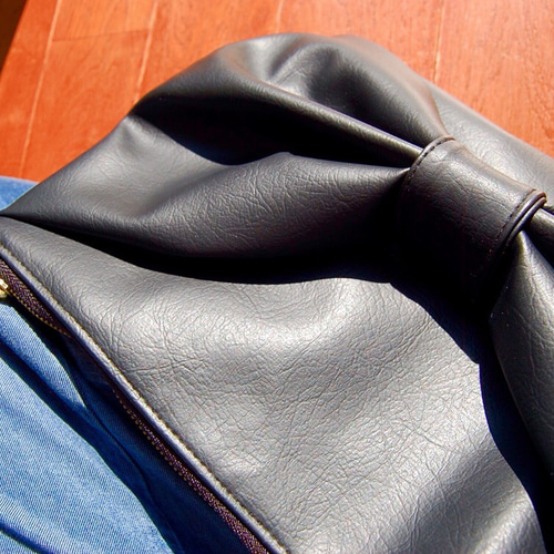 リボンクラッチbag☆blackレザー クラッチバッグ orca 通販 3724842