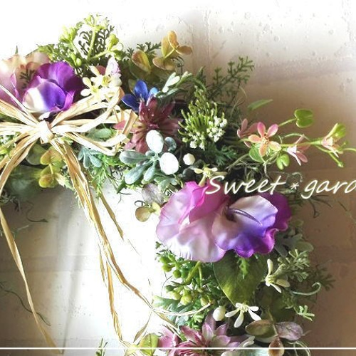 パープルピンクのスイートピーリース＊玄関ドアなど外にも飾れる