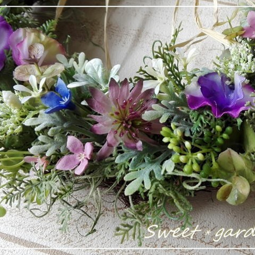 パープルピンクのスイートピーリース＊玄関ドアなど外にも飾れる