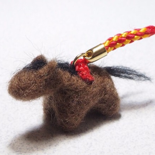 うまマスコット 馬ストラップ 羊毛フェルト 乗馬 羊毛フェルト