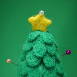 羊毛　クリスマスツリー　針山ツリー 2枚目の画像