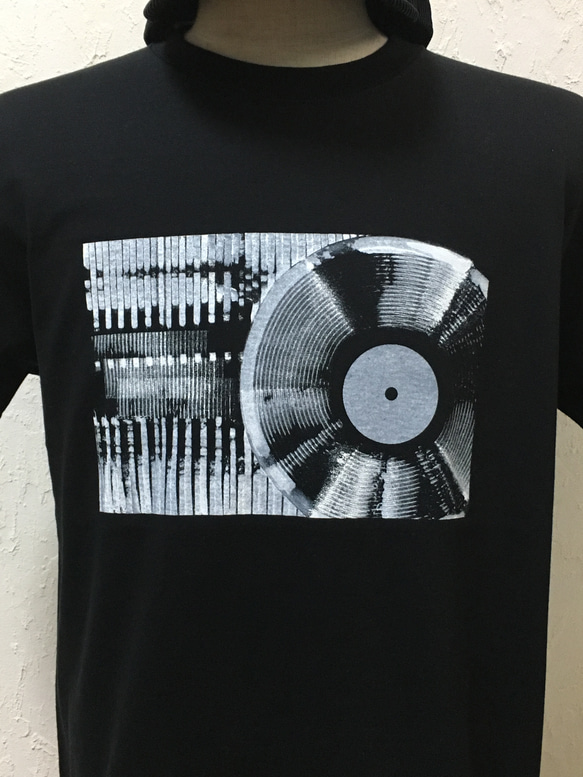 レコード・ブラック・Tシャツ【2TN-001-BK】 6枚目の画像