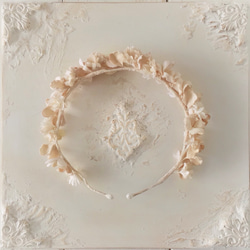 ドール用染め花の花冠（M・アンティークホワイト） 2枚目の画像