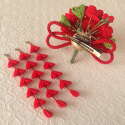 〈つまみ細工〉藤下がり付き梅と小菊と江戸打ち紐の髪飾り(赤) 5枚目の画像