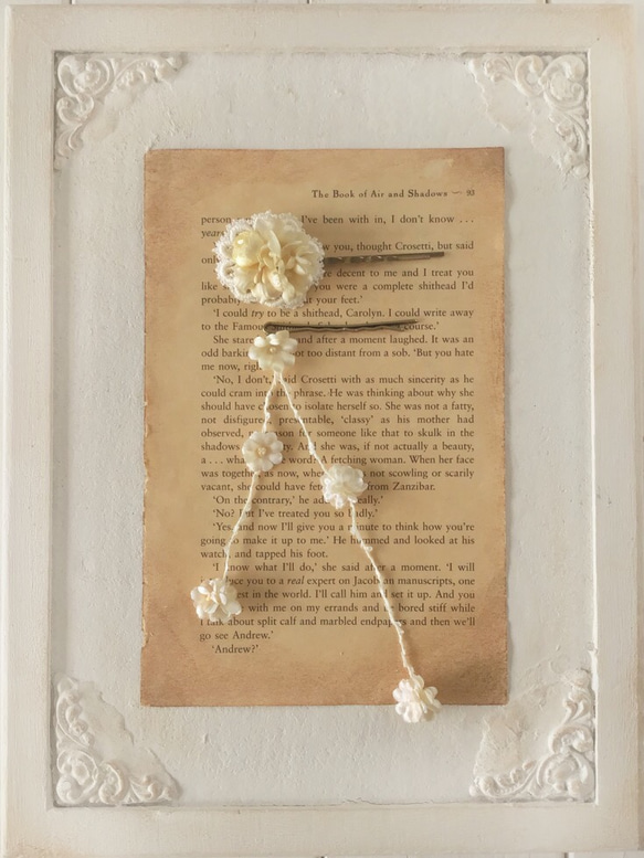 サテンの染め花のガーランド付きヘアピン(クリームホワイト) 1枚目の画像