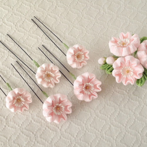 ✿つまみ細工リース桜✿（大きめ） （✿春のつまみ細工桜