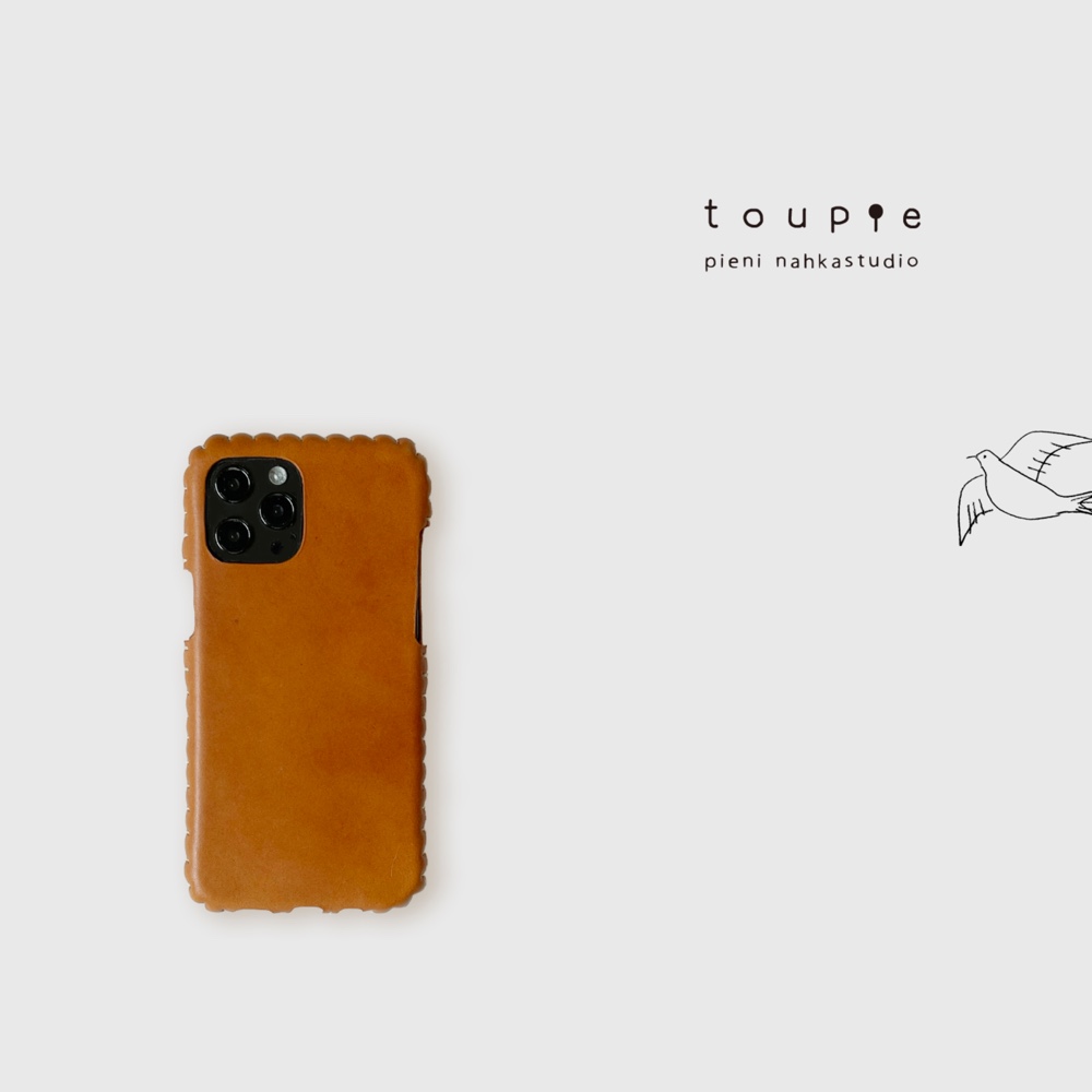 iPhone全機種対応ケース（キャラメル）