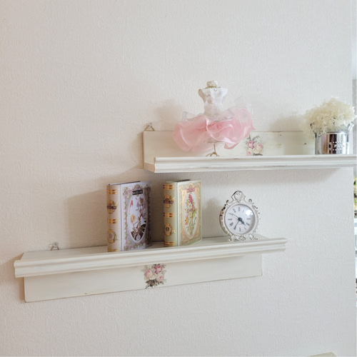 再販♡フレンチシャビーなウォールシェルフ♡ 壁掛けラック・ウォール
