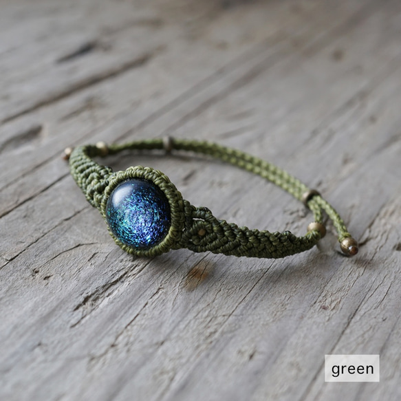 Dichroic Macrame Bracelet 4枚目の画像