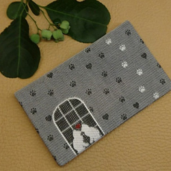 絹織物西陣織名刺・カード入れ グレー地に白猫　中地ブルー 2枚目の画像