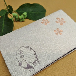絹織物西陣織　名刺・カード入れ　まゆまろ　桜　白地　中地紫 1枚目の画像