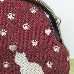 絹織物西陣織　2.6寸　ネコ一匹ハート銀　表赤　裏青 1枚目の画像