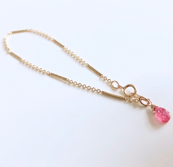 ruby*花びらbracelet 2枚目の画像